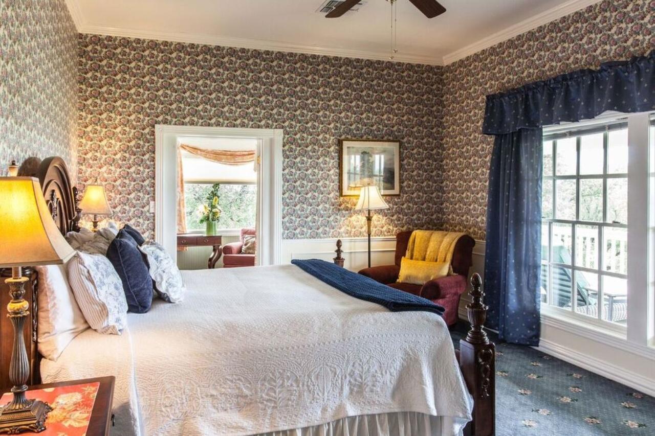 Stonewall Rose Hill Retreat Aaa Four Diamond Inn מראה חיצוני תמונה